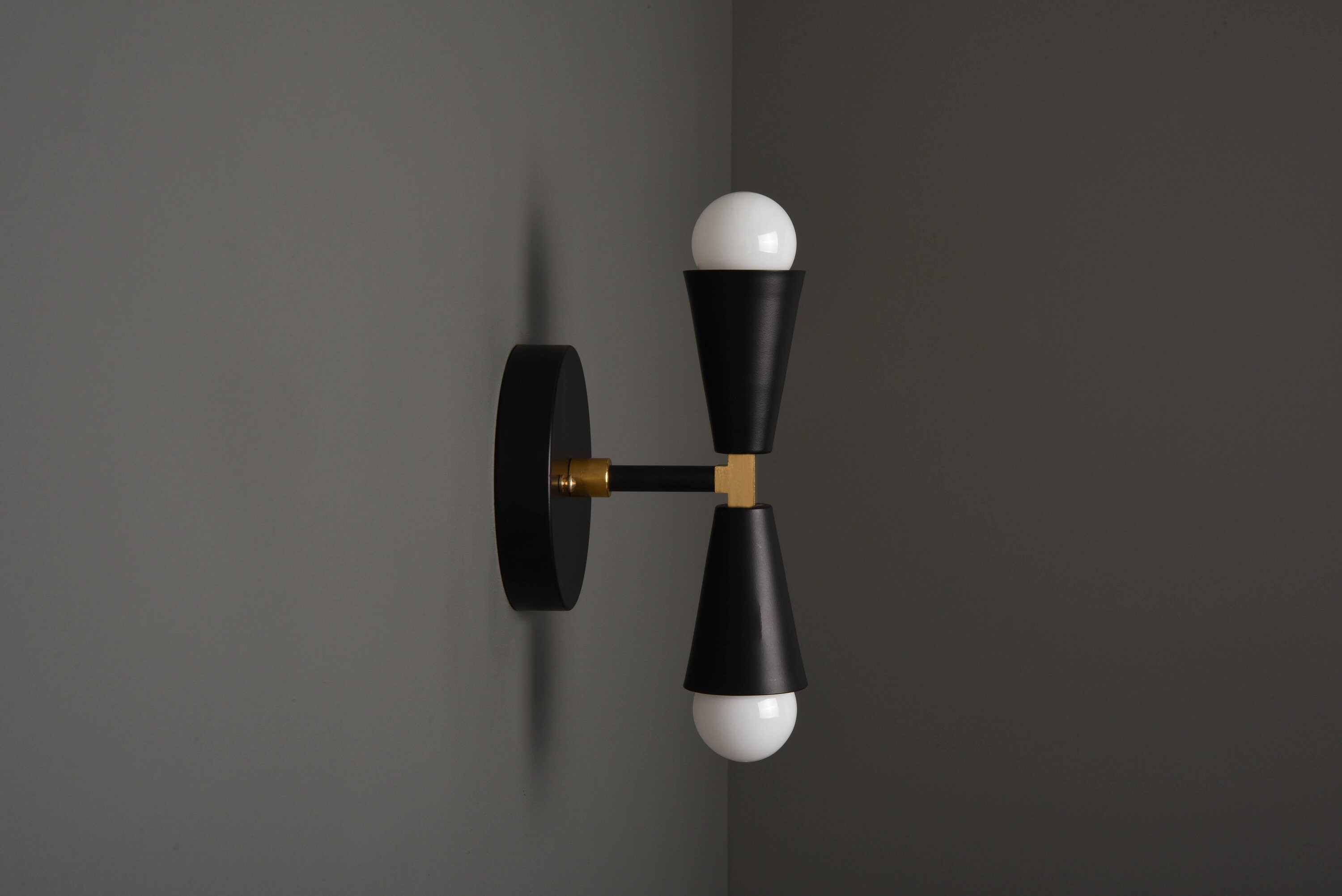 Mid Century Wall Sconce Black & Brass Modern Industrial