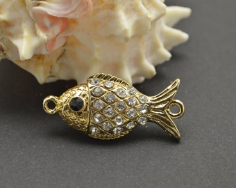 Fish Magnetic Clasp, (M05G) New Design, Gold plated with rhinestones, lovely for necklace and bracelet. Ocean lover must see!!