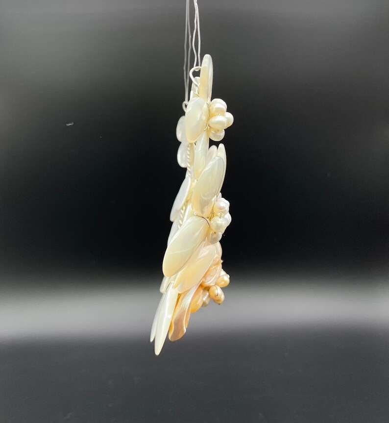 Large Natural Conch Shell MOP Hand Wired Flower Pendant Etsy
