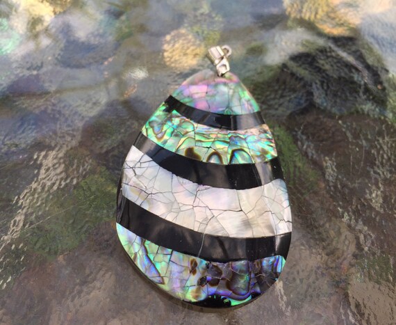 abalone shell and mother of pearl mixture pendant with pinch bail 1 pc Natural black lip shell sizes in description hand made