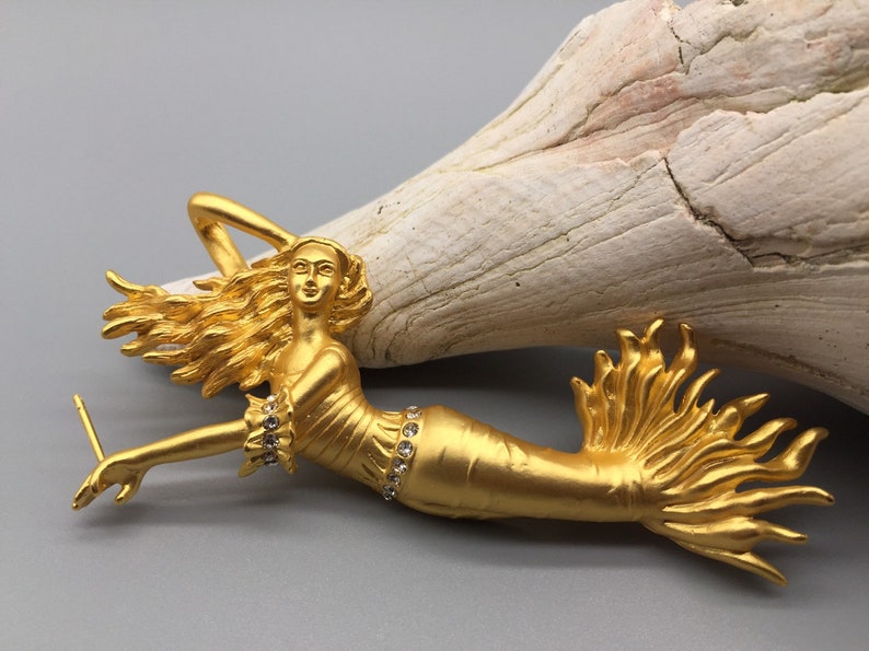 Frost gold plated. Mermaid pendant or brooch with one pin to hold drilled beads in PD02FG copyrighted design beads not included