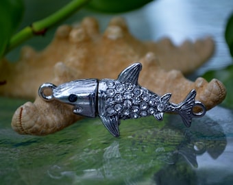 Rhinestone Shark Magnetic Clasp: Silver Plated Jewelry Finding (1.5 Inch)