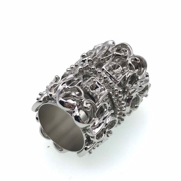 Beautiful silver plated tube spacer with 3D symmetrical design, good as focal bead with necklace through it. ( Sample not included)