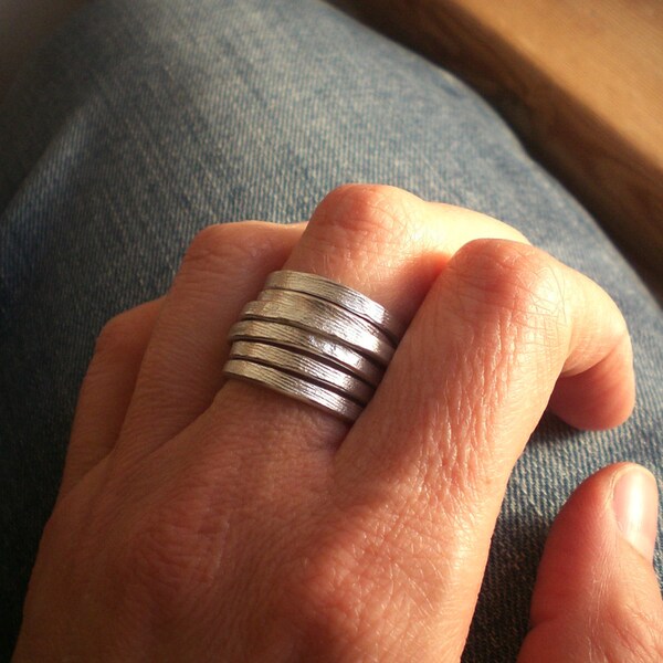 Silver ring // band ring // Silver jewelry // Statement ring // Spiral ring // silver band // wide band ring