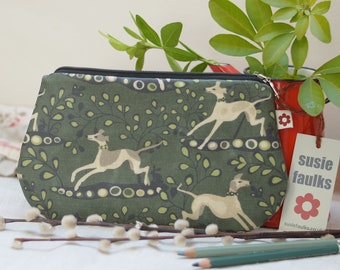 Whippet Oilcloth Purse in Green / Make Up Purse / Pencil case/ Whippet/ Purse / Greyhound / Lurcher / Hounds / Dog / cosmetics purse/ pouch