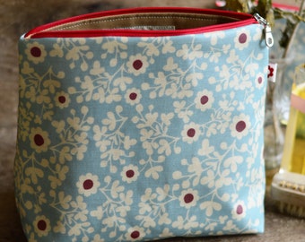 Constance Medium Wash Bag by Susie Faulks/ Bag/ Oilcloth Bags/travel bag/ Make Up Purse/cosmetics purse/flowers /travel bag/ vegan