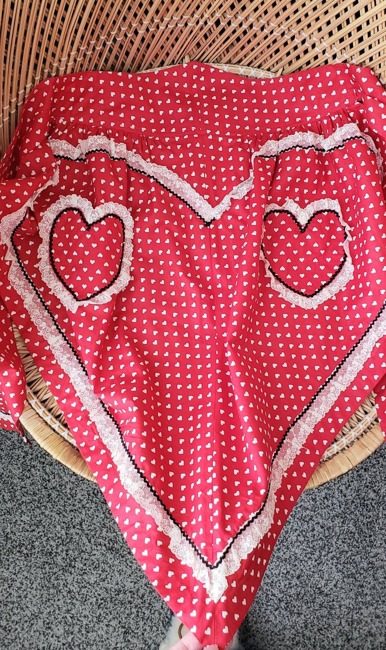50s Red Heart Apron With Heartshaped Pockets Vintage Hearts Etsy