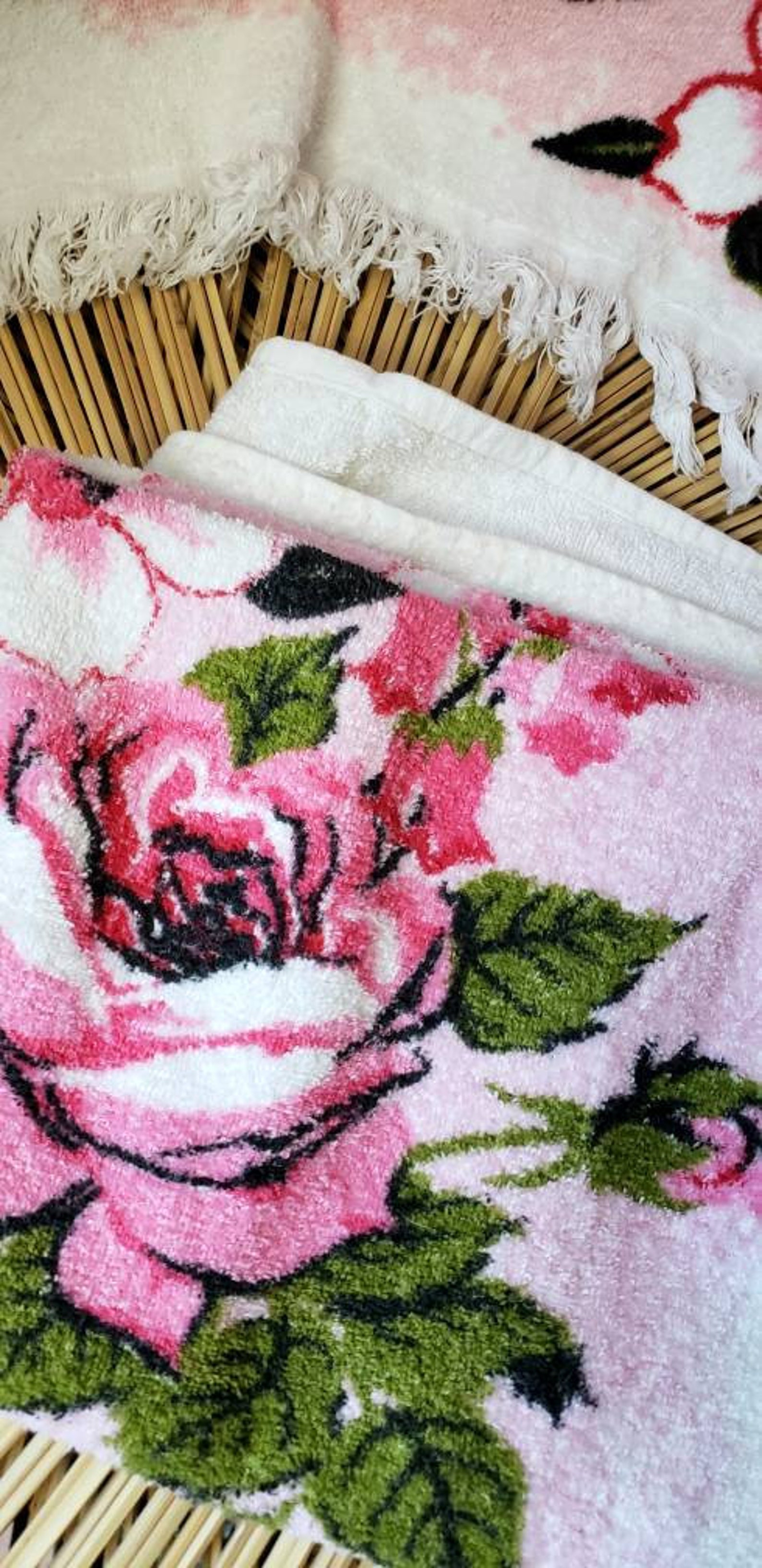 60s Pink Floral Bath Towels Set of 2 Etsy