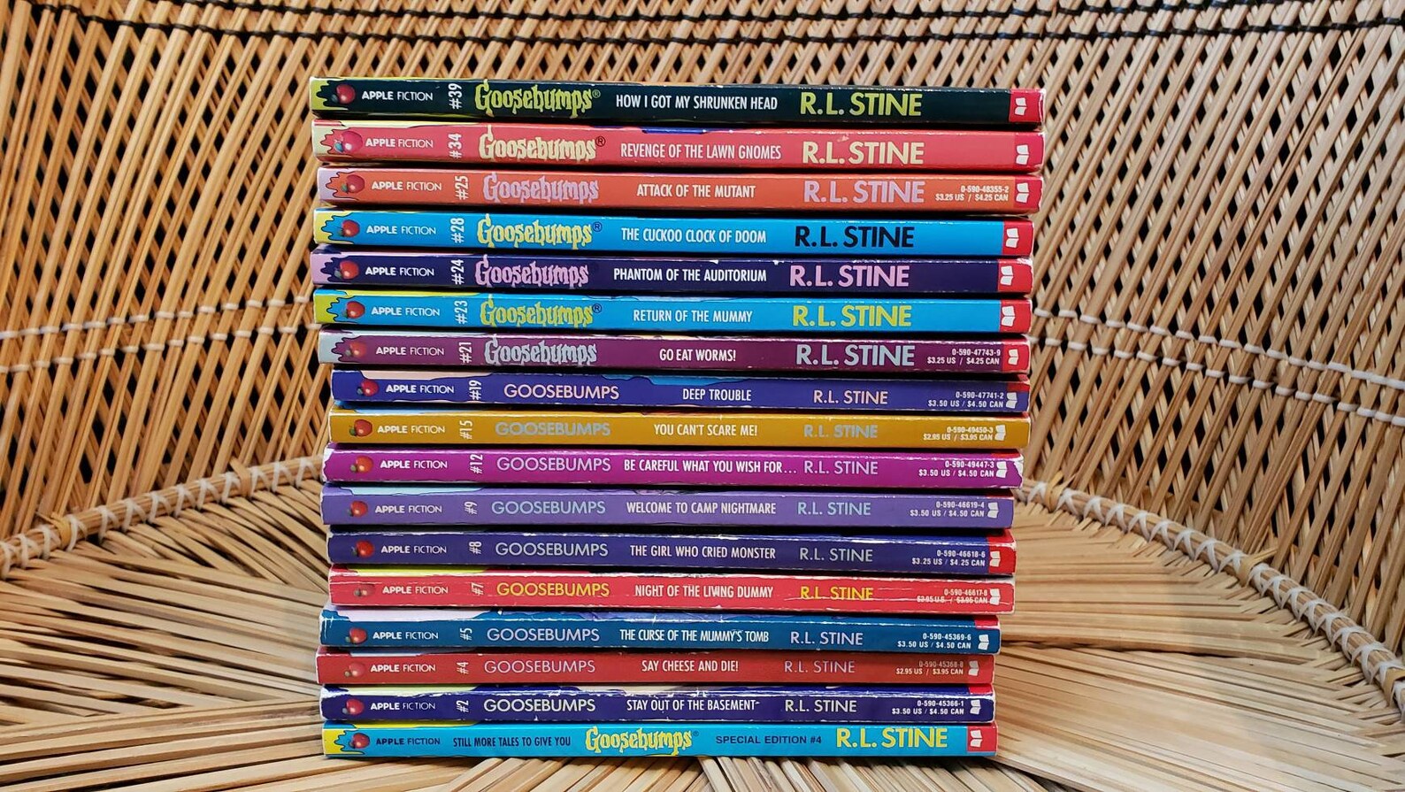 90s Goosebumps Books by R.L. Stein Scholastic Buy 1 or All - Etsy