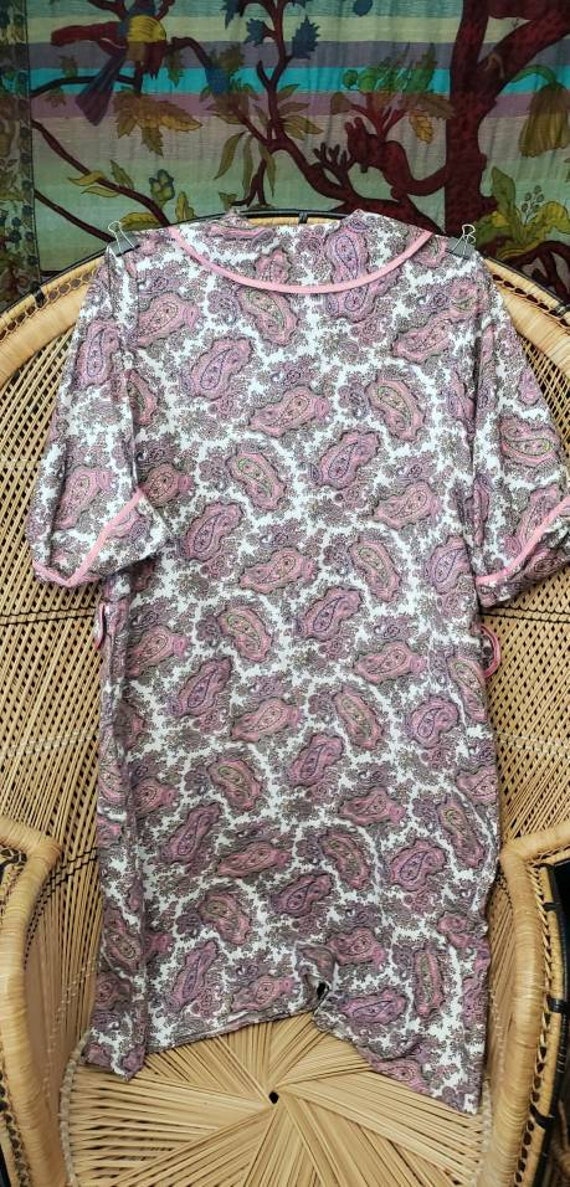 60s Paisley Pink Robe By Corduray By Coleport Wit… - image 9