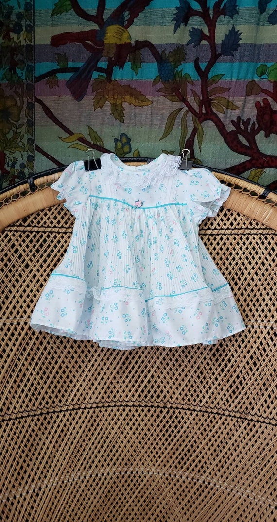 80s Pleated Baby Dress By Sears, Small Infant 14-… - image 2