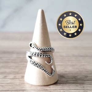 Octopus Yarn Tension Ring for Knitting and Crochet, Adjustable Yarn Tension Ring