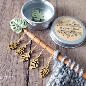 Monstera Leaf Stitch Stoppers / Knitting Needle Stoppers / Point Protectors / Knitting Notions / Knitting Supplies Tools / Cottagecore