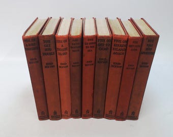 Set of 9 Enid Blyton Famous Five Books- W/o DJs