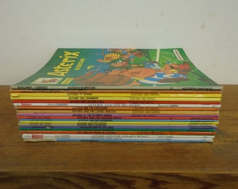 Set mit 19 Taschenbuch Asterix Bücher. Überwiegend VG Zustand,