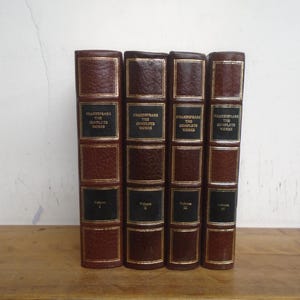Leather bound book collections - Etsy 日本