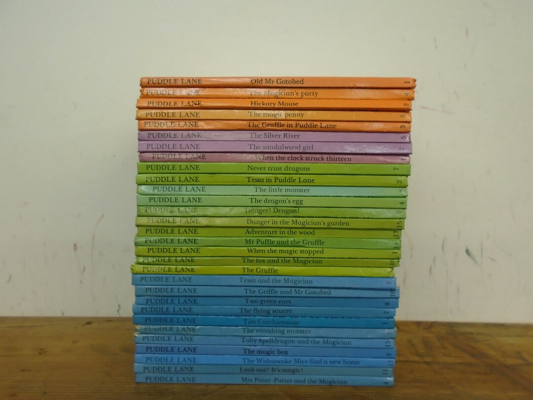 Set of 33 Puddle Lane Ladybird Books. VG Condition. Etsy