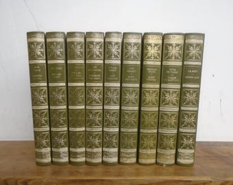 Set of 10 Women Who Made History Books. Vinyl covered books by Heron Books.