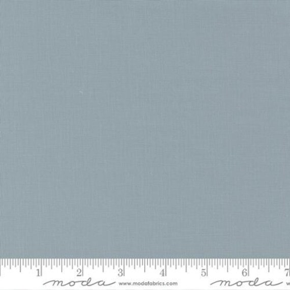 MODA Bella Solid - Silver 9900183 - 1/4 yard