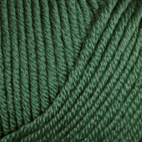 Bellissimo 8ply - 258 Grass - 100% Extra Fine Wool