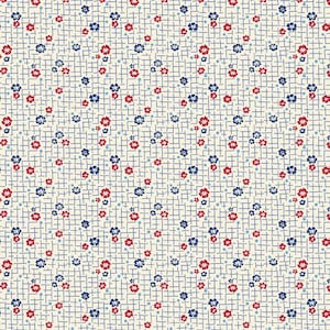 以下が含まれることがあります： 繰り返しの花柄の生地。小さな赤と青の花がクリーム色の背景に散りばめられています。薄い青色の格子模様が花の上に重なり、テクスチャ効果を生み出しています。キルティングや手芸に適しています。