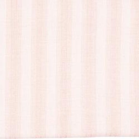 Jacquard LAJ508001 Pink - 140 cms wide - 1/2 yard