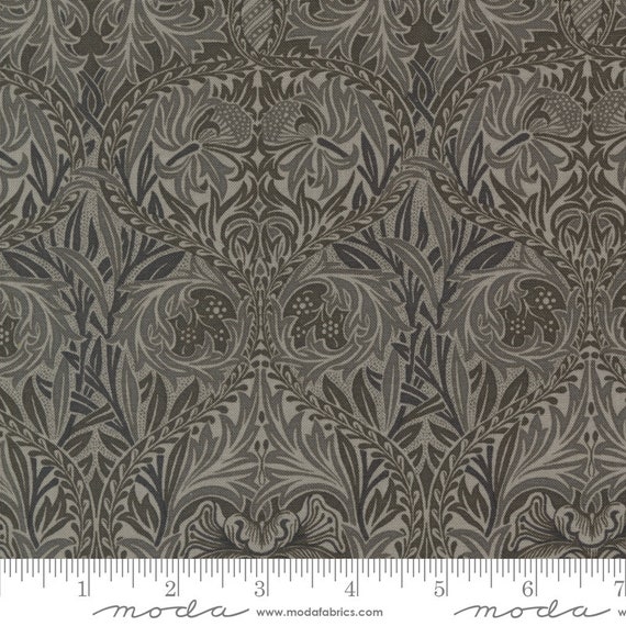 Ebony Suite 828414 - William Morris by Barbara Brackman - 1/2 yard