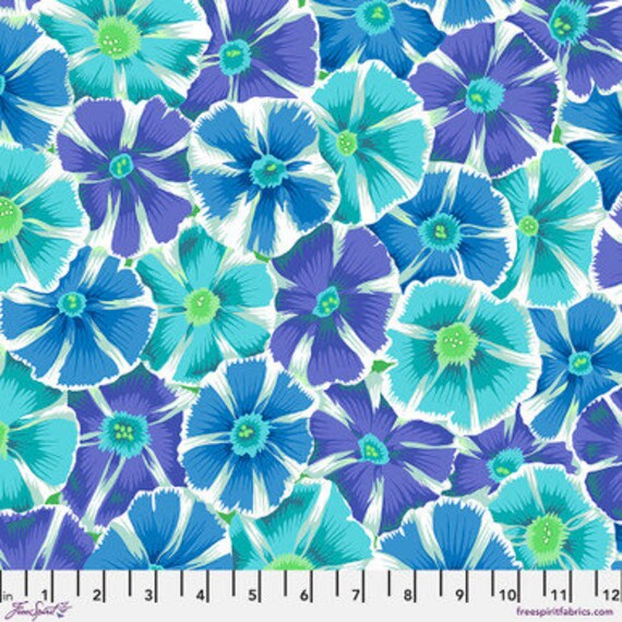 Kaffe Fassett PWPJ117 Blue - 1/2 yard