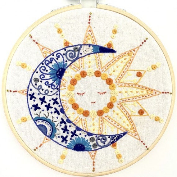 Sun and Moon - Embroidery Kit - Un Chat dans l'Aiguille