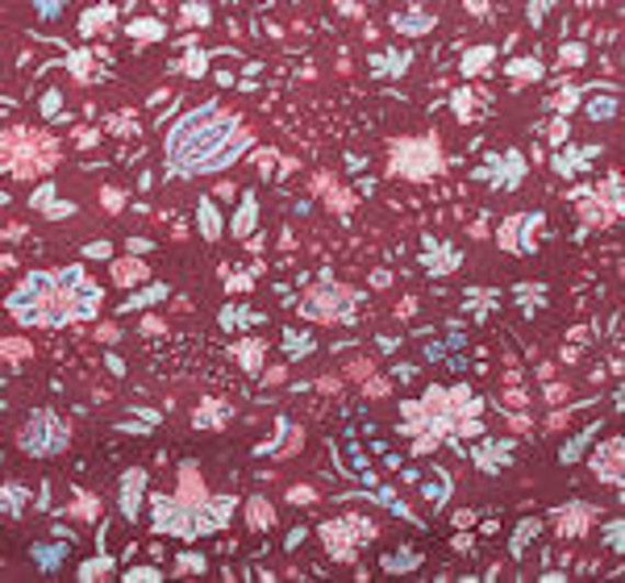 Dutch Heritage Surat 1025 - Burgundy - 1/2 yard