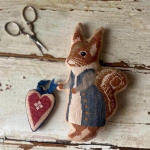 Miss Hazel - Animal Crackers - Stacy Nash Primitives - Cross Stitch Chart