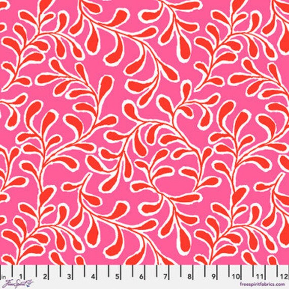 Kaffe Fassett Collective  PWGP196 Pink - 1/2yd