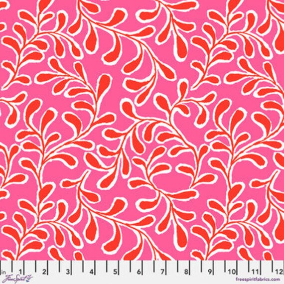 Kaffe Fassett Collective  PWGP196 Pink - 1/2yd