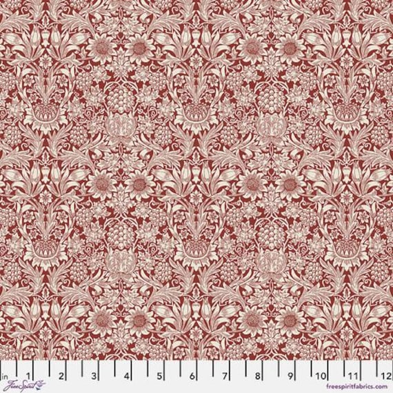 William Morris PWWM106 Berry - 1/2 yard