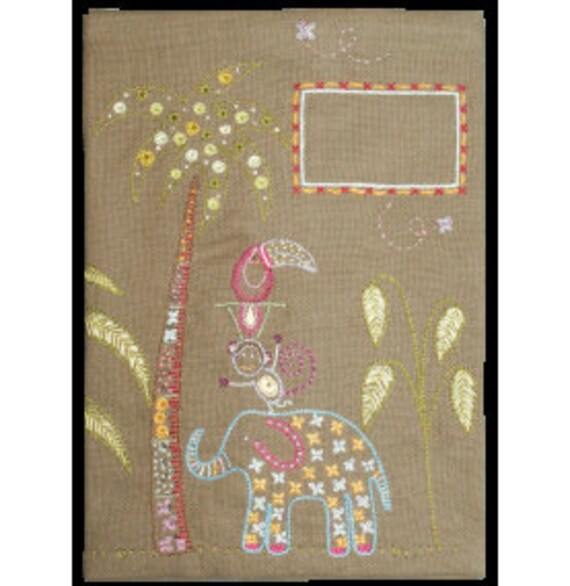 Elephant Notebook Cover - Embroidery Kit - Une Chat dans l'Aiguille