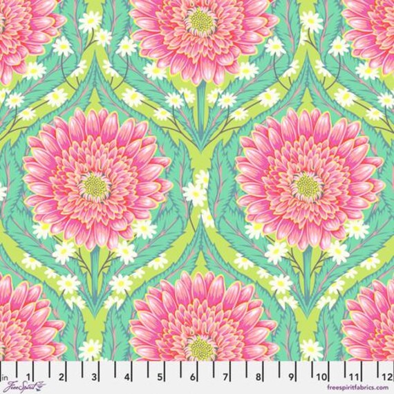 Untamed by Tula Pink - PWTP236 Moonbeam - 1/2yd