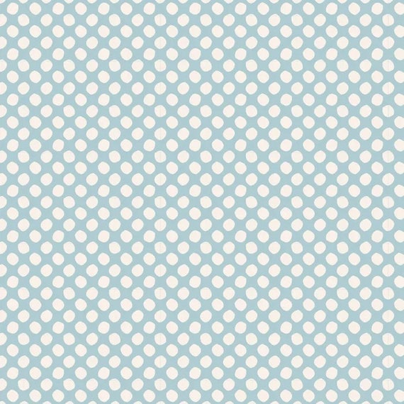 TILDA Classic Basics - Paint Dot Lt Blue 130035 - Fat Quarter