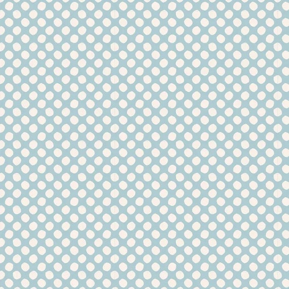 TILDA Classic Basics - Paint Dot Lt Blue 130035 - Fat Quarter