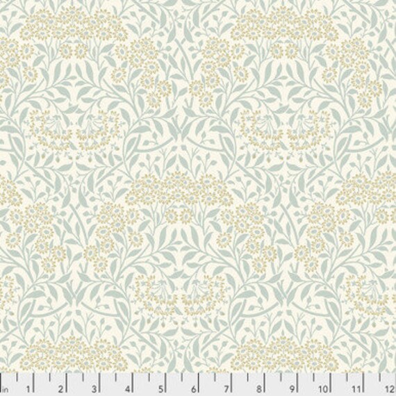 William Morris PWWM035 Ivory - 1/2 yard