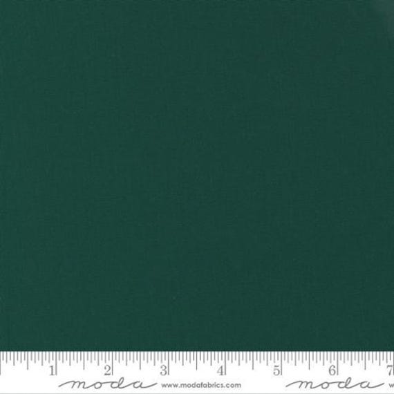 MODA Bella Solid - Christmas Green 990014 - 1/4 yard