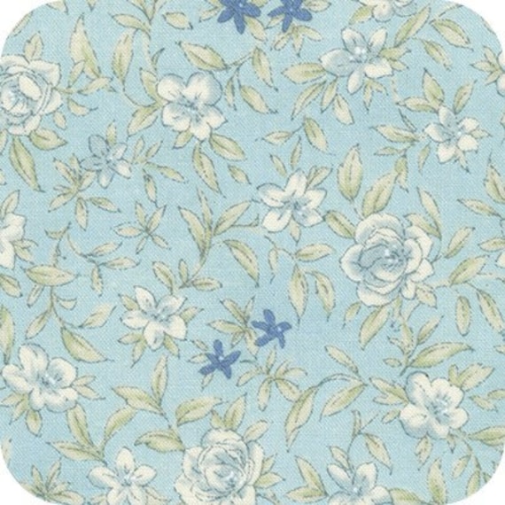 Petite Nostalgia Lawn 8304113 - 1/2 yard