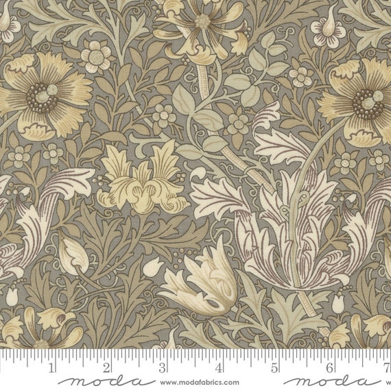 Ebony Suite 828313 - William Morris by Barbara Brackman - 1/2 yard