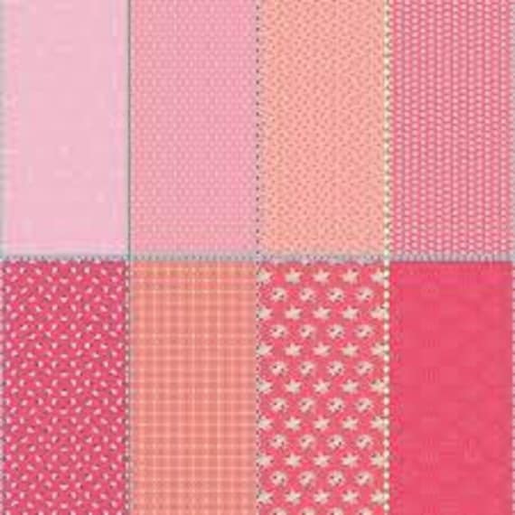 Paper Daisies FEP8887 Pink - 1 yard (90cms) Panel