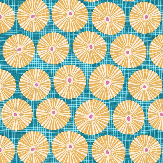 TILDA Cotton Beach - Limpet Shell Teal 100338 - Fat Quarter