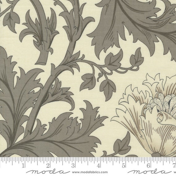 Ebony Suite 838013 - William Morris by Barbara Brackman - 1/2 yard