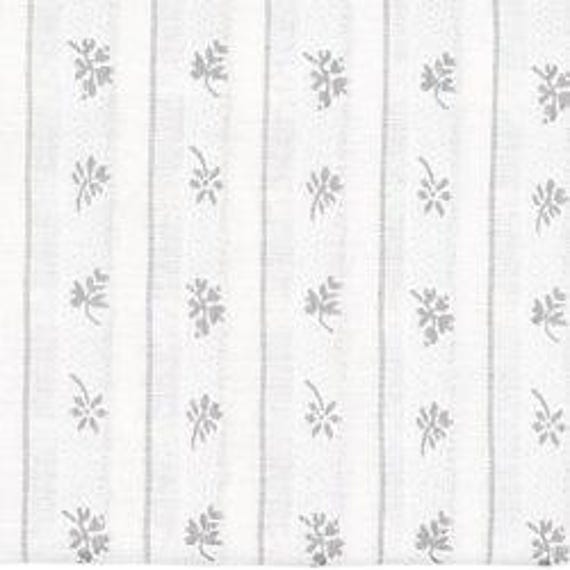 Jacquard LAJ510010 Black - 140 cms wide - 1/2 yard