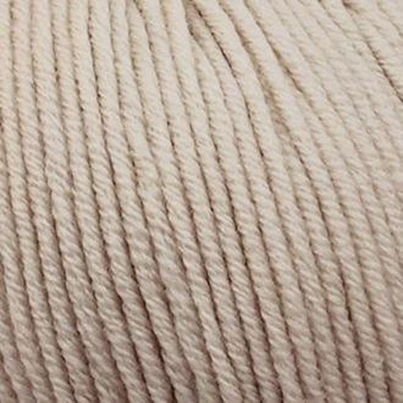 Bellissimo 8ply - 202 Beige - 100% Extra Fine Wool