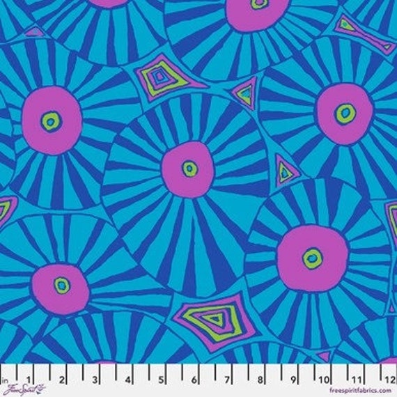 Kaffe Fassett PWBM083 Blue - 1/2 yard