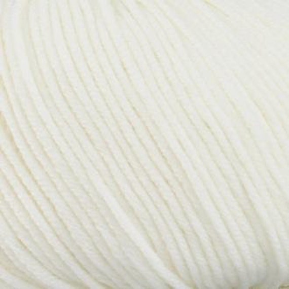 Bellissimo 8ply - 234 White - 100% Extra Fine Wool