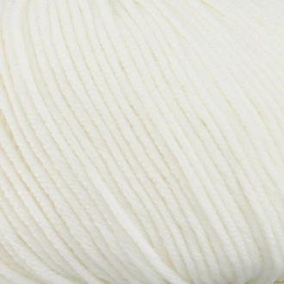 Bellissimo 8ply - 234 White - 100% Extra Fine Wool